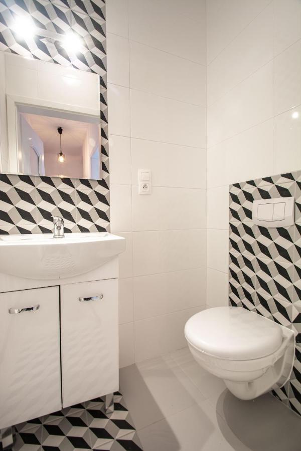 Lawendowy Zaulek Apartment Debina  Bagian luar foto