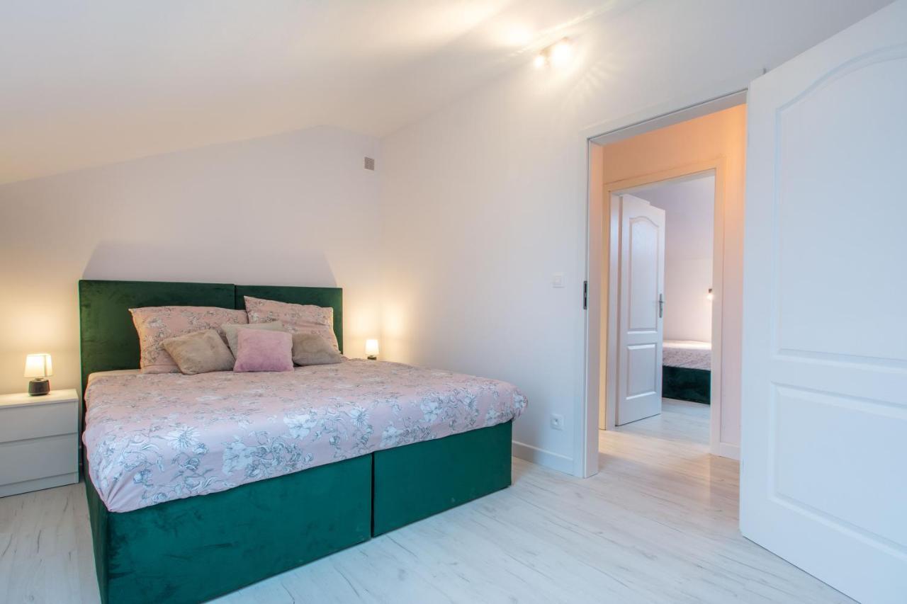 Lawendowy Zaulek Apartment Debina  Bagian luar foto