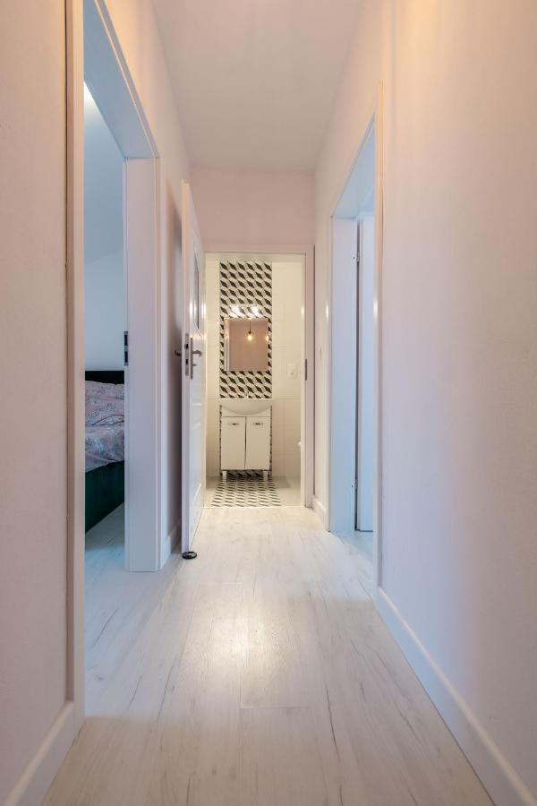Lawendowy Zaulek Apartment Debina  Bagian luar foto